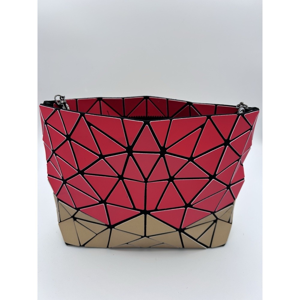 Patrizia Luca Women's Matte Red/Gold Triangle Geometric Purse Crossbody NWT